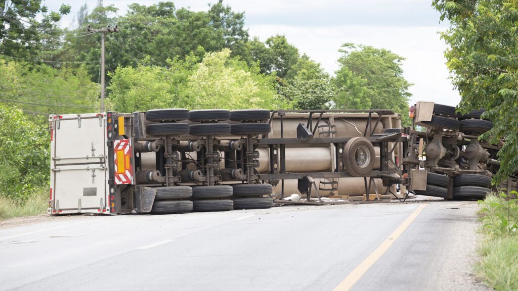 Truck Accident Lawyers in Anaheim at Robert Hindin & Associates