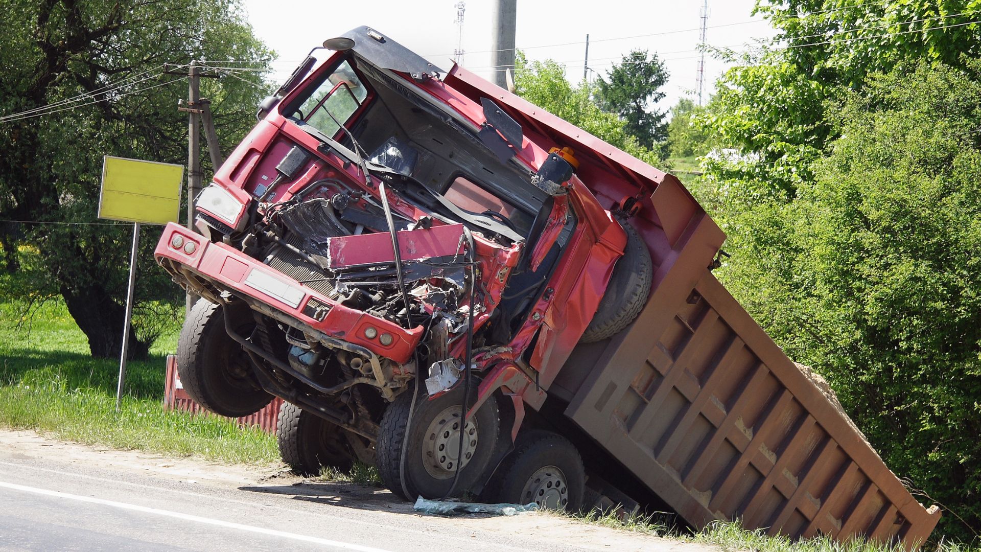 Who Can Be Liable for a Truck Accident in Long Beach, California