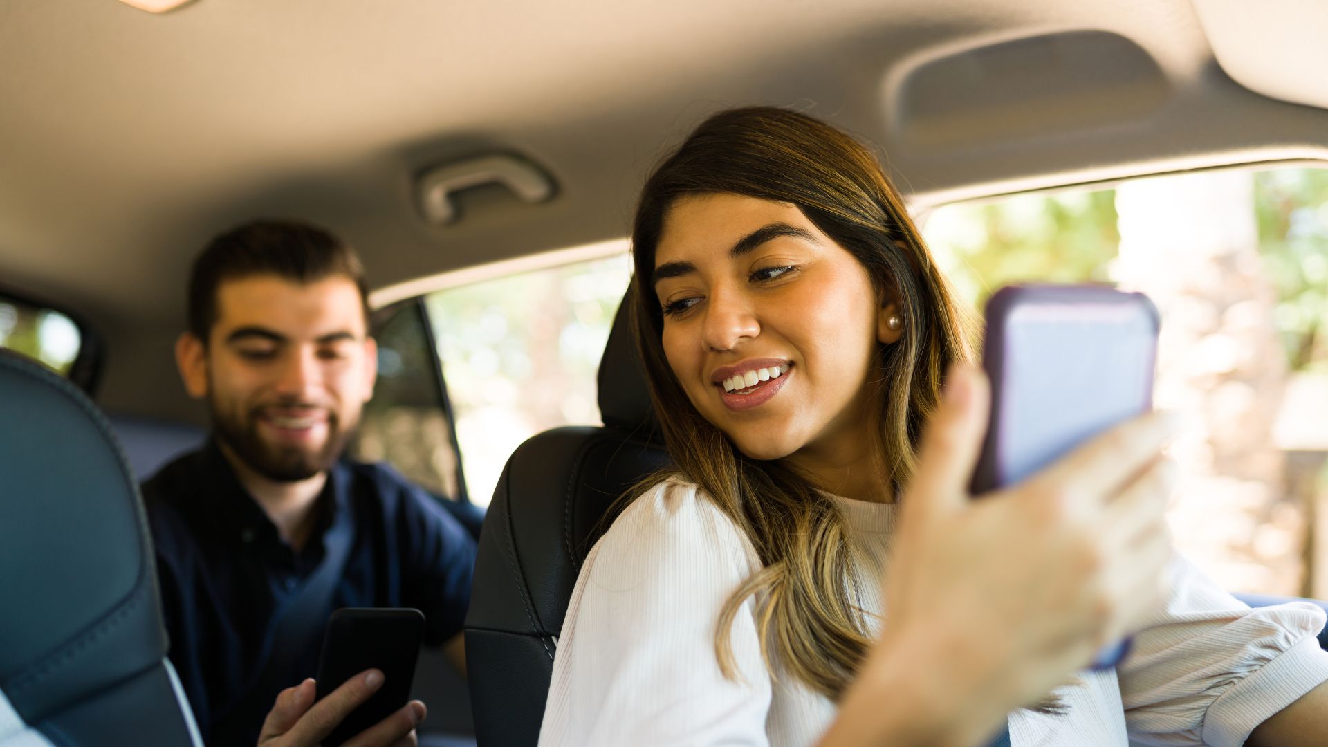 How Rideshare Accident Lawyers in Los Angeles Review App Status After an Accident