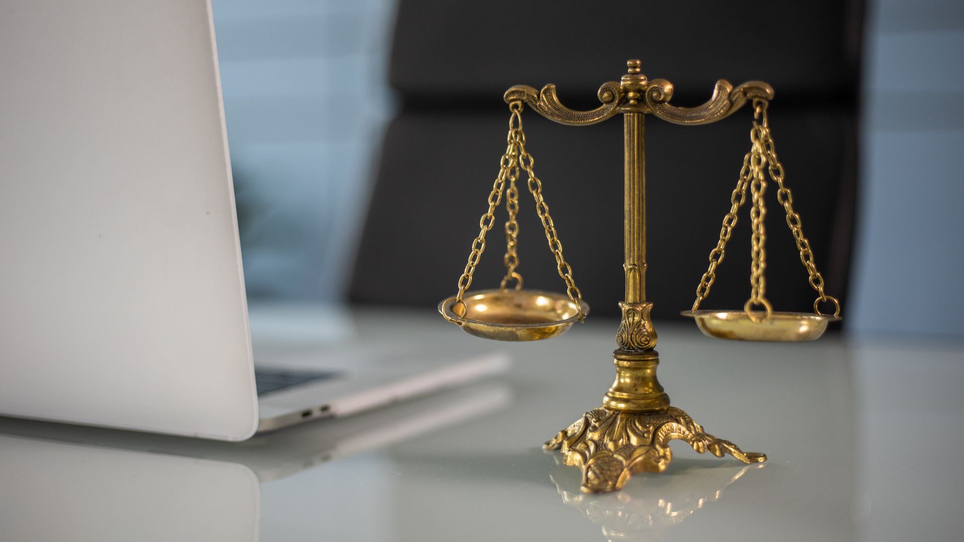 How Robert Hindin & Associates Handles Fresno Uber and Lyft Injury Disputes in CA