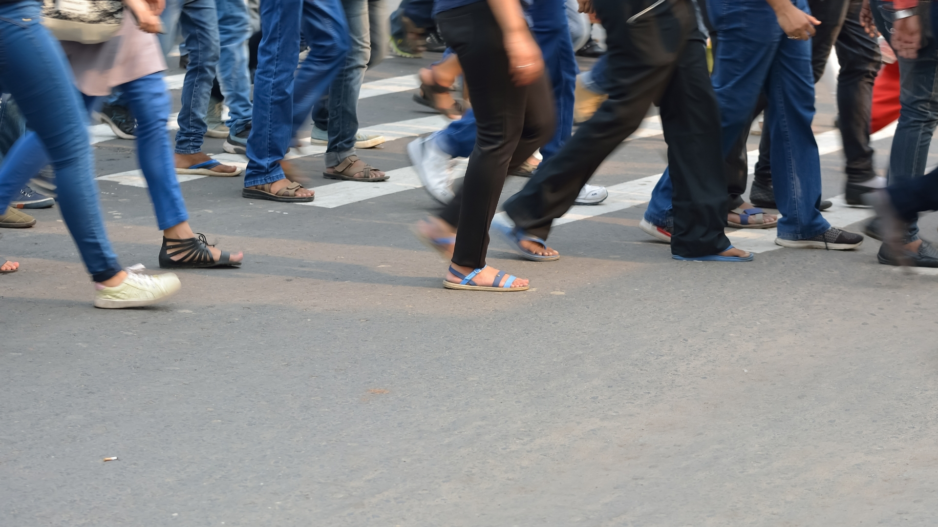 Talk to a Long Beach Pedestrian Accident Lawyer at Robert Hindin & Associates